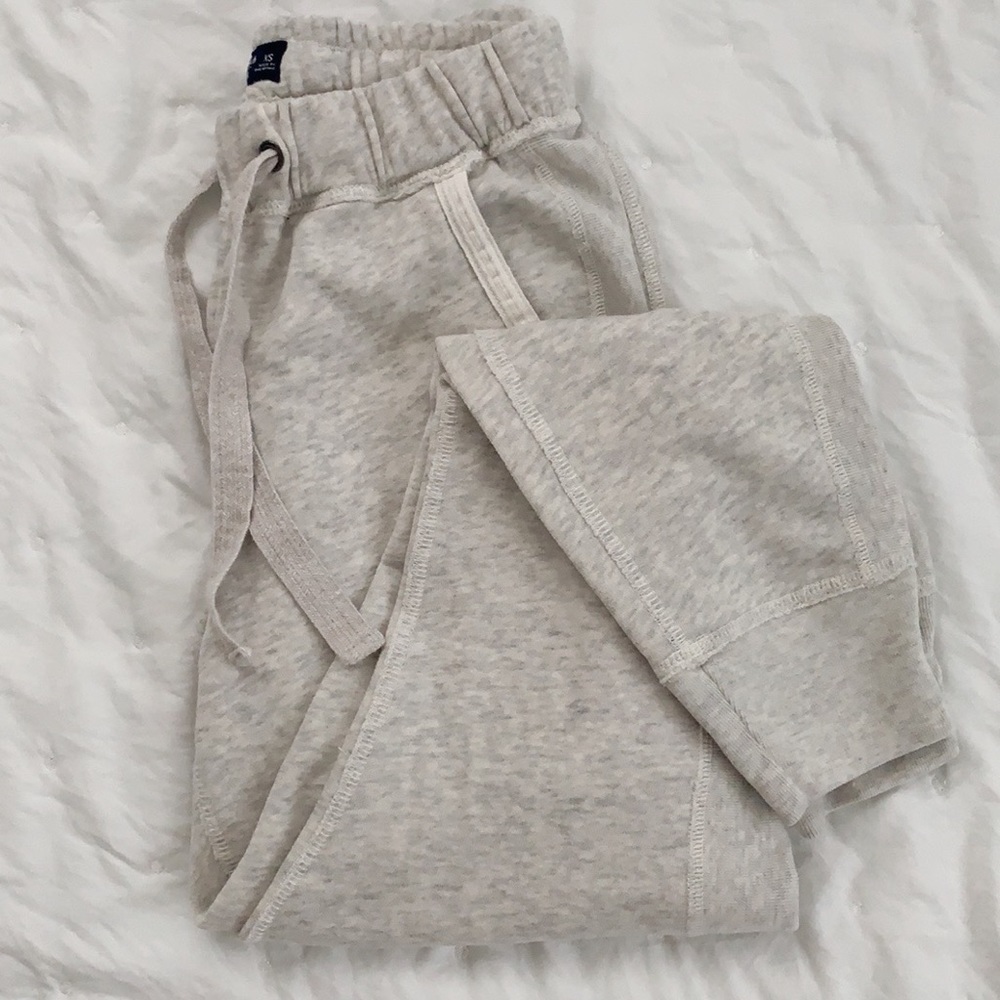 Abercrombie and Fitch fleece grey sweatpants/joggers